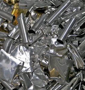 Aluminiumabfall bei der Dosenproduktion